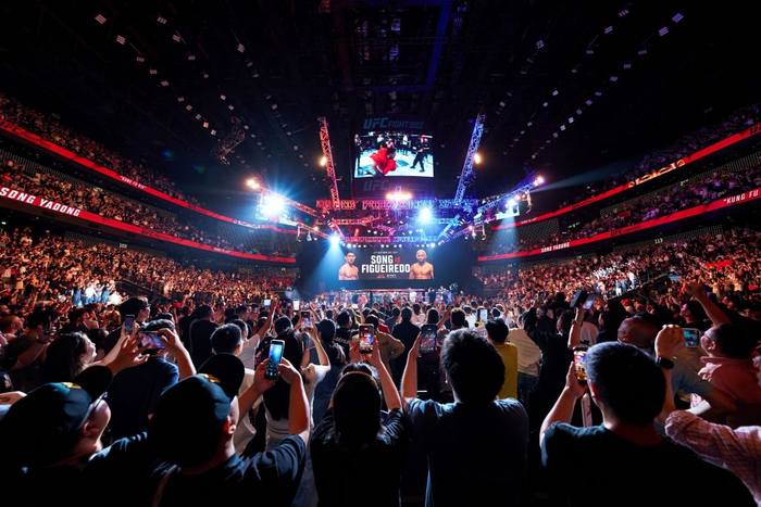 开云体育下载部门-“拳”力撬动!UFC如何成为澳门“体育之城”的新引擎|格斗|娱乐|UFC格斗之夜|MMA|石铭_新浪体育_新浪新闻